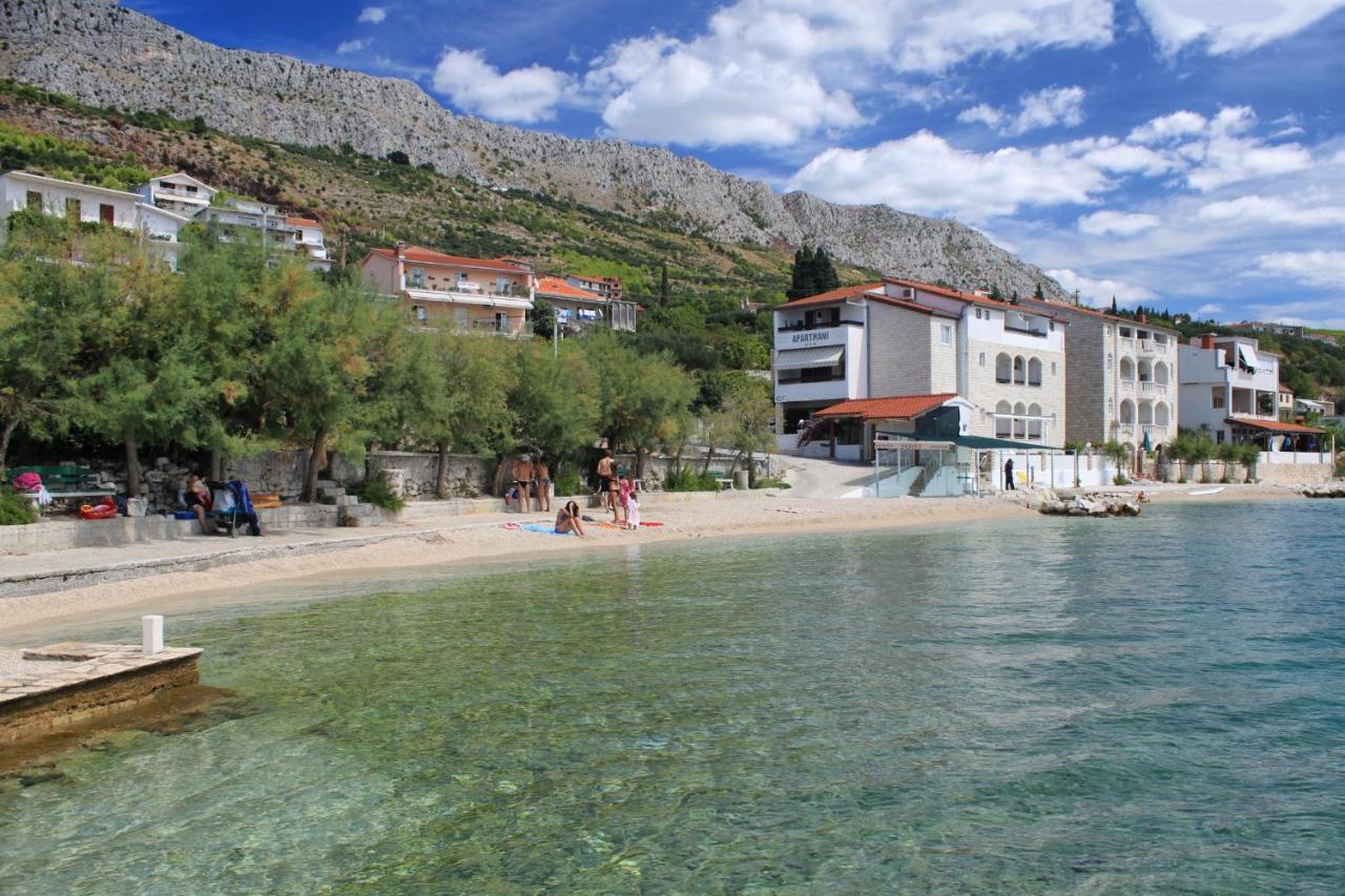 Apartments By The Sea Suhi Potok, Omis - 14555 Jesenice  Dış mekan fotoğraf