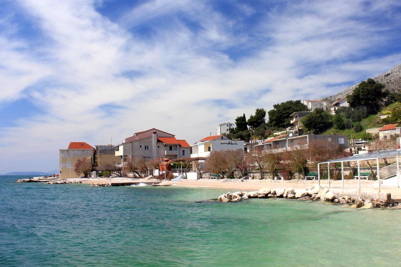 Apartments By The Sea Suhi Potok, Omis - 14555 Jesenice  Dış mekan fotoğraf